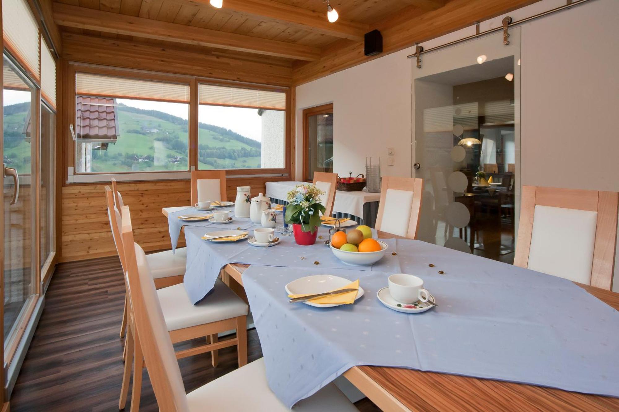 Sportbauernhof - Gasthaus Hochalmblick Krems in Kaernten Luaran gambar