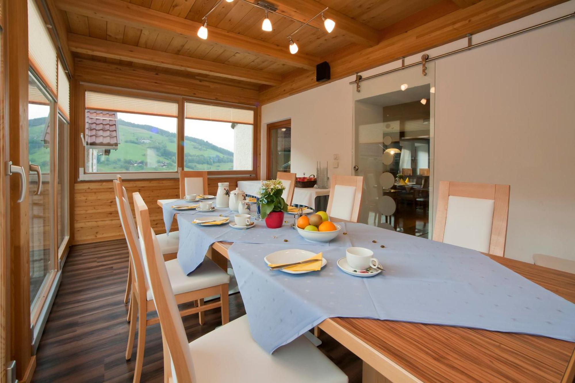 Sportbauernhof - Gasthaus Hochalmblick Krems in Kaernten Luaran gambar
