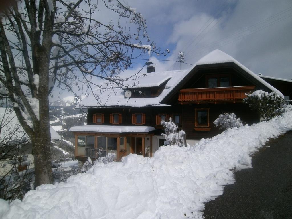 Sportbauernhof - Gasthaus Hochalmblick Krems in Kaernten Luaran gambar